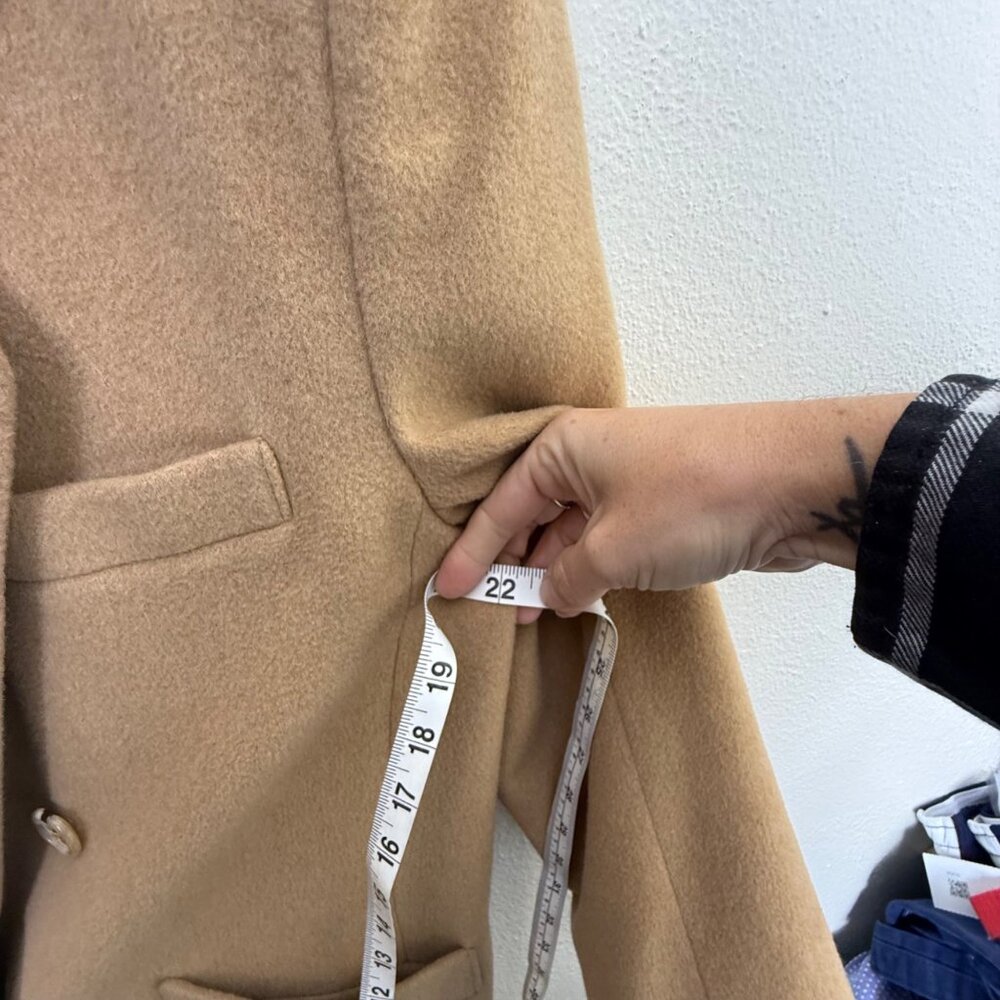 VTG Neiman Marcus Double-Breasted Camel Hair Coat With Satin Lining Sz L - Picture 8 of 9